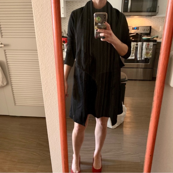 2/$6 🖤 FOREVER 21 Black Cardigan 🖤 - Picture 2 of 11